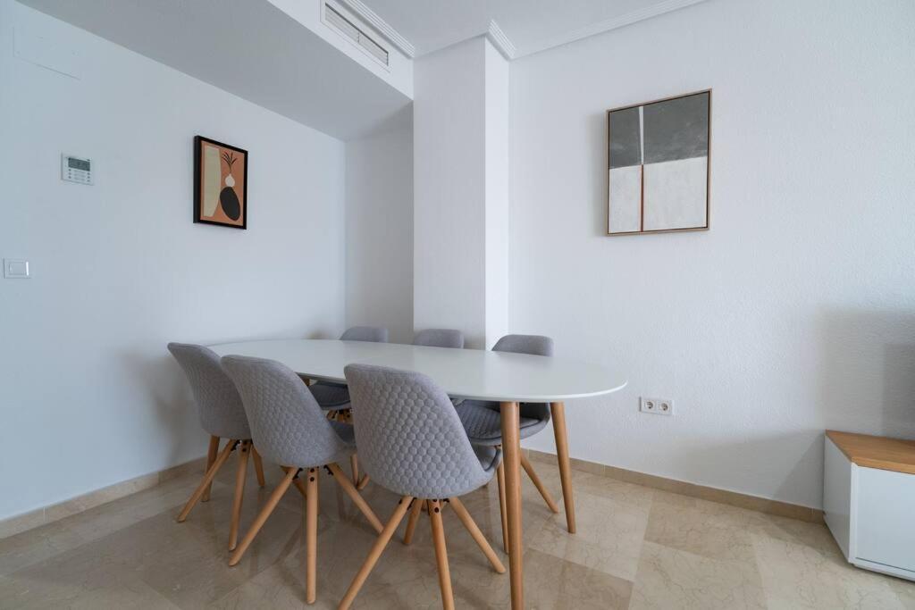 Amplio Apartamento 2 Dormitorios Cerca De La Playa Аликанте Экстерьер фото
